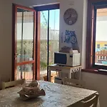 Giulia Fronte Mare بيت للعطل *