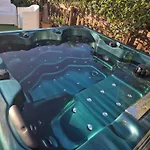 Giulia Fronte Mare بيت للعطل
