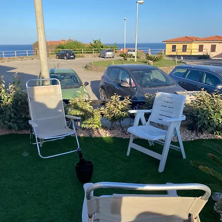 Giulia Fronte Mare Nyaraló Stintino