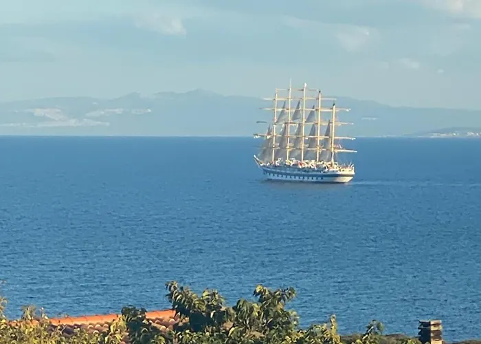 Nyaraló Giulia Fronte Mare Stintino